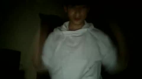 0opacrew1111 online show from April 10, 7:15 am