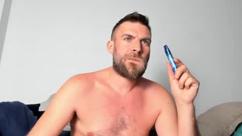 10in_deluxe online show from April 26, 4:04 pm