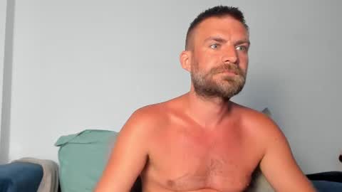 10in_deluxe online show from June 27, 7:00 am