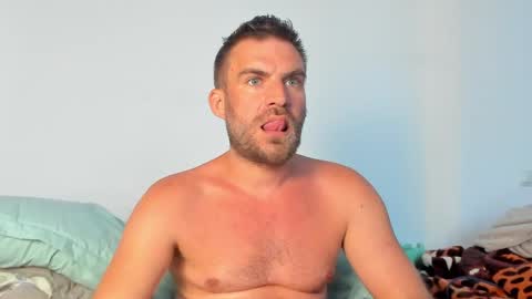 10in_deluxe online show from June 9, 6:48 am