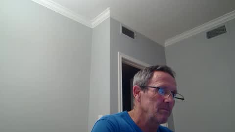 13glanmorfa online show from April 21, 1:42 am