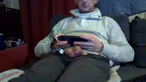 Snapshot of 18remy45 chatting on February 26, 8:52 pm 18remy45 online show from February 26, 8:52 pm