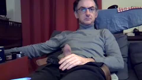 Snapshot of 18remy45 chatting on February 5, 5:32 pm 18remy45 online show from February 5, 5:32 pm