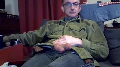 Snapshot of 18remy45 chatting on February 19, 9:14 pm 18remy45 online show from February 19, 9:14 pm