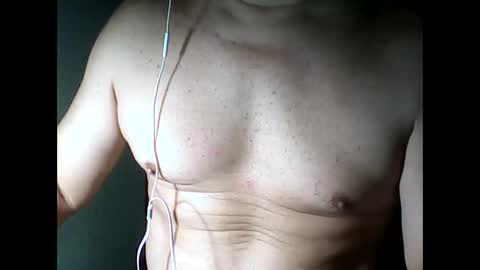 Snapshot of 1_maxx_1 chatting on September 14, 3:30 am 1_maxx_1 online show from September 14, 3:30 am