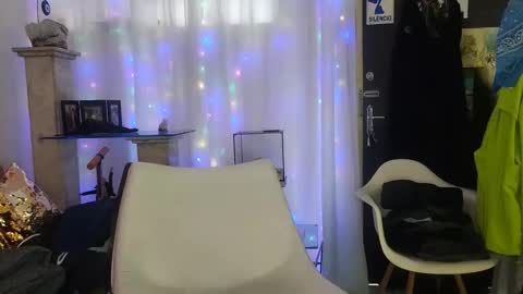 1enriconeto online show from April 9, 6:47 pm
