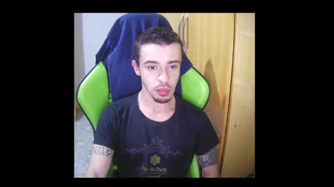 Snapshot of 1good_vibes1 chatting on February 14, 9:24 am 1good_vibes1 online show from February 14, 9:24 am
