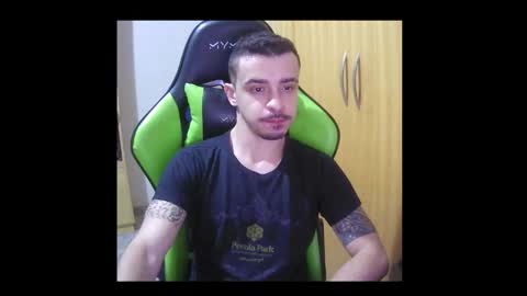Snapshot of 1good_vibes1 chatting on October 14, 6:31 am 1good_vibes1 online show from October 14, 6:31 am