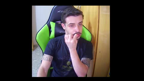 Snapshot of 1good_vibes1 chatting on September 28, 7:23 pm 1good_vibes1 online show from September 28, 7:23 pm
