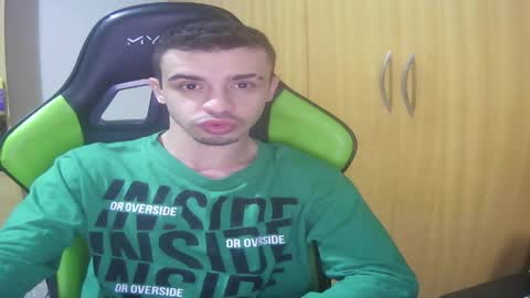 1good_vibes1 online show from May 13, 4:53 am