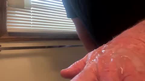 1hunglo412 online show from March 10, 8:37 pm