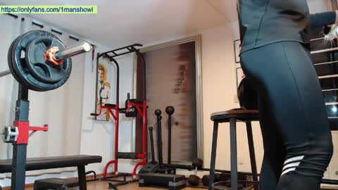 1manshow11 online show from April 1, 10:06 am