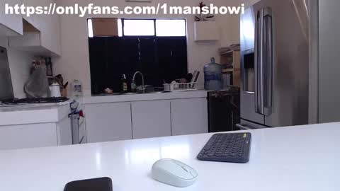 1manshow11 online show from December 24, 8:05 pm
