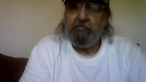 1valentine online show from May 7, 7:25 pm
