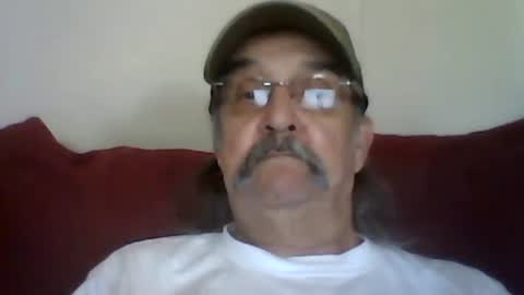 Snapshot of 1valentine chatting on September 22, 11:59 pm 1valentine online show from September 22, 11:59 pm