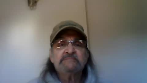 Snapshot of 1valentine chatting on December 12, 7:15 pm 1valentine online show from December 12, 7:15 pm