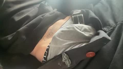 2000boyyyy online show from January 9, 2:11 pm