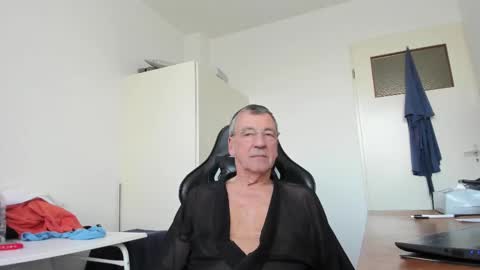 Henk online show from March 5, 4:13 pm