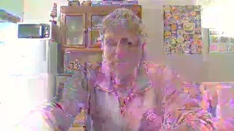 22esserre online show from May 7, 11:54 am