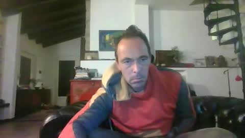 Snapshot of 27lv27 chatting on October 19, 10:24 pm 27lv27 online show from October 19, 10:24 pm