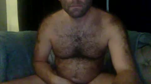 Snapshot of 2hairrypigs chatting on October 11, 7:29 pm 2hairrypigs online show from October 11, 7:29 pm