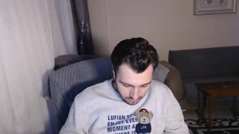 Snapshot of 2handsomeman chatting on October 13, 2:39 am Berk online show from October 13, 2:39 am