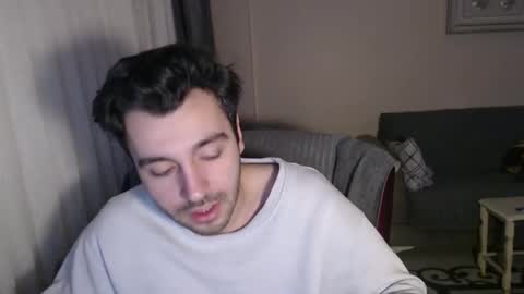 Snapshot of 2handsomeman chatting on October 30, 10:33 pm Berk online show from October 30, 10:33 pm