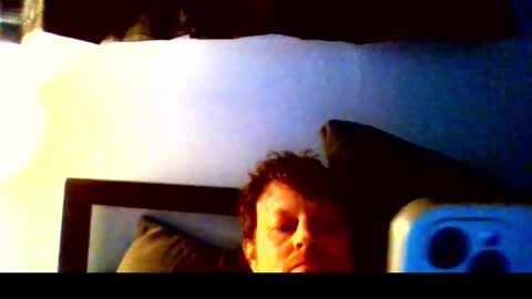 2hornybros17851 online show from December 21, 9:17 am