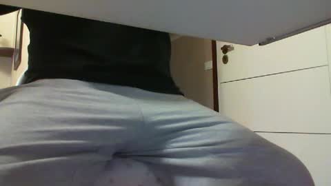 Snapshot of 3funlover chatting on December 22, 2:38 pm 3funlover online show from December 22, 2:38 pm