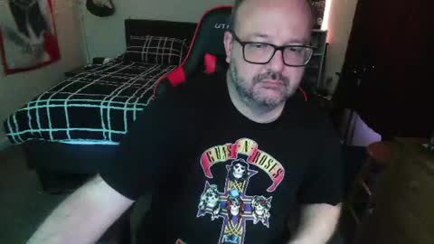 3ndlessmike online show from June 22, 6:45 pm