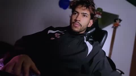 E V I L online show from December 5, 1:35 am