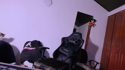 E V I L online show from January 15, 9:06 pm