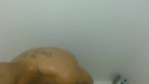 420flyguy online show from December 24, 9:28 am