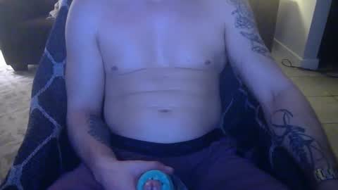 Snapshot of 42o_blah chatting on December 9, 3:07 am 42o_blah online show from December 9, 3:07 am