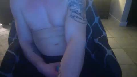 Snapshot of 42o_blah chatting on January 17, 1:57 am 42o_blah online show from January 17, 1:57 am
