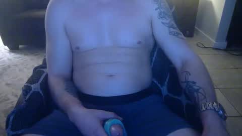 Snapshot of 42o_blah chatting on December 12, 3:10 am 42o_blah online show from December 12, 3:10 am