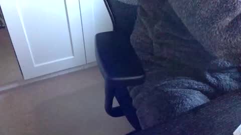 Mr CK online show from December 2, 9:12 am