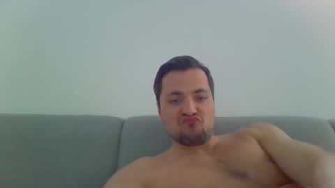 Snapshot of 69baby69baby chatting on March 12, 11:42 am 69baby69baby online show from March 12, 11:42 am