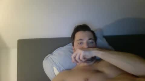 Snapshot of 69baby69baby chatting on December 4, 9:13 pm 69baby69baby online show from December 4, 9:13 pm