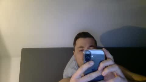 Snapshot of 69baby69baby chatting on December 7, 3:41 pm 69baby69baby online show from December 7, 3:41 pm