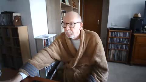  Papi  online show from January 12, 11:25 am