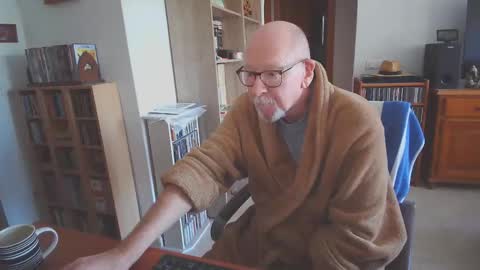  Papi  online show from November 10, 9:47 am