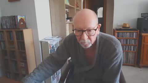  Papi  online show from November 4, 10:05 am