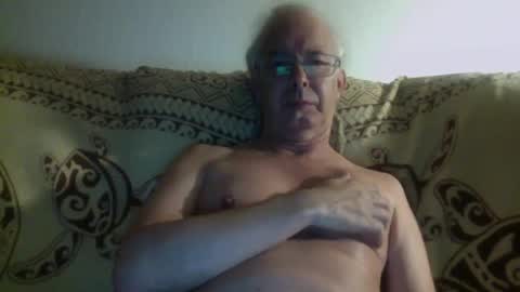 Snapshot of 808dred chatting on December 25, 9:45 am 808dred online show from December 25, 9:45 am