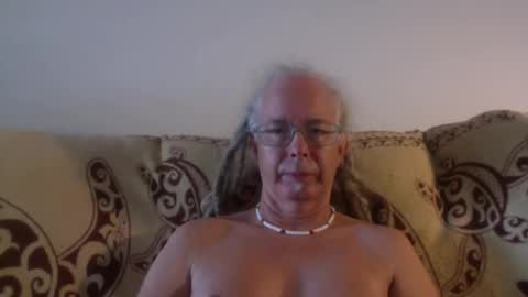 Snapshot of 808dred chatting on March 6, 8:48 pm 808dred online show from March 6, 8:48 pm