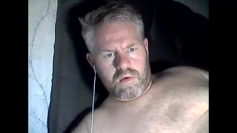 81jonnyx online show from December 14, 10:28 pm