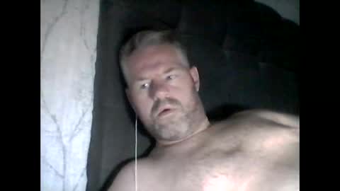 Snapshot of 81jonnyx chatting on October 12, 8:52 am 81jonnyx online show from October 12, 8:52 am