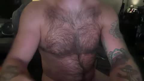 Snapshot of 8curveforyou chatting on October 15, 5:04 am 8curveforyou online show from October 15, 5:04 am