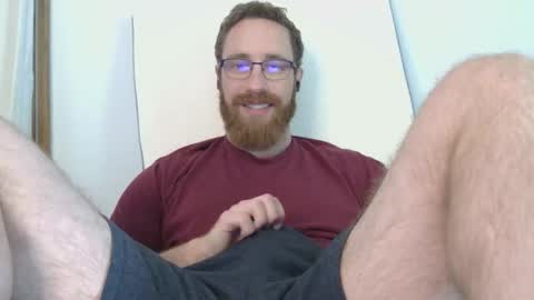 8InchesAndSomeHoles online show from April 28, 10:03 pm