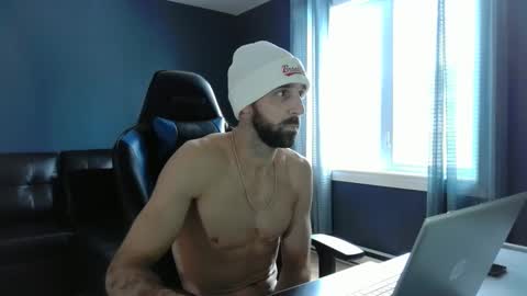 8james5 online show from December 10, 5:44 pm